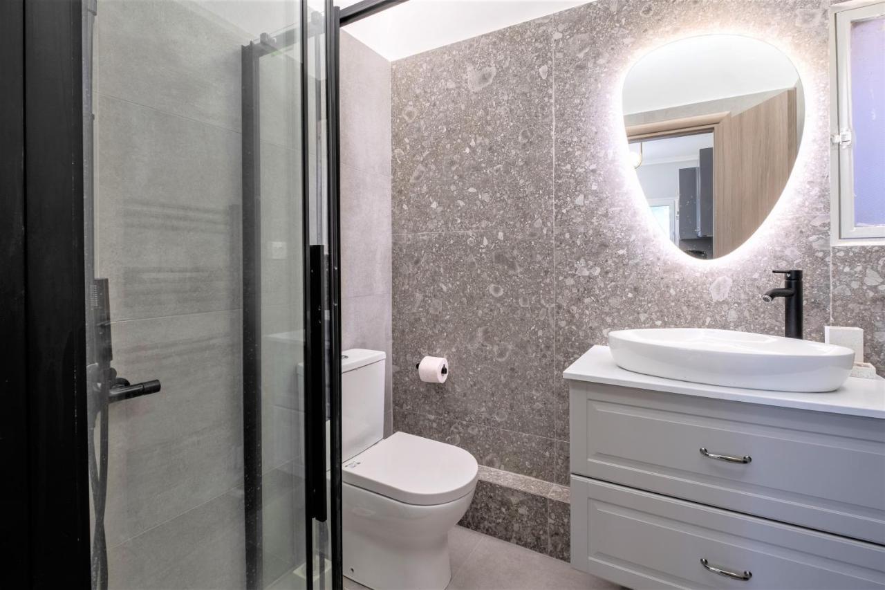 Luxury Penthouse In Prime Central Athens Thissio By Ghh ภายนอก รูปภาพ