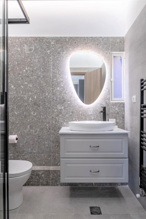 Luxury Penthouse In Prime Central Athens Thissio By Ghh ภายนอก รูปภาพ